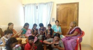 देखिए मॉ़डन युग के सम्बंधों की ये तस्वीर….. 1 Hello Uttarakhand News »