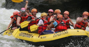 राफ्टिंग के नाम पर पर्यटकों की जान से खिलवाड़ 1 Hello Uttarakhand News »