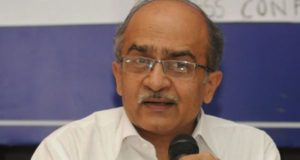 श्री कृष्ण पर प्रशांत भूषण के किये ट्वीट पर दून के नेहरू कालोनी थाने में मामला दर्ज 1 Hello Uttarakhand News »