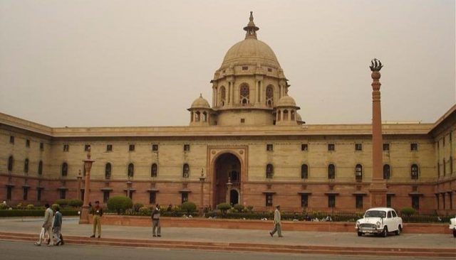 किशोरी के साथ गैंगरेप के कथित मामले का पीएमओ ने लिया संज्ञान 2 Hello Uttarakhand News »