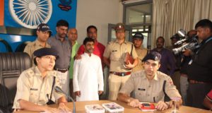 545 ग्राम अवैध स्मैक के साथ, एक आरोपी गिरफ्तार – सरगना की तलाश में पुलिस 1 Hello Uttarakhand News »
