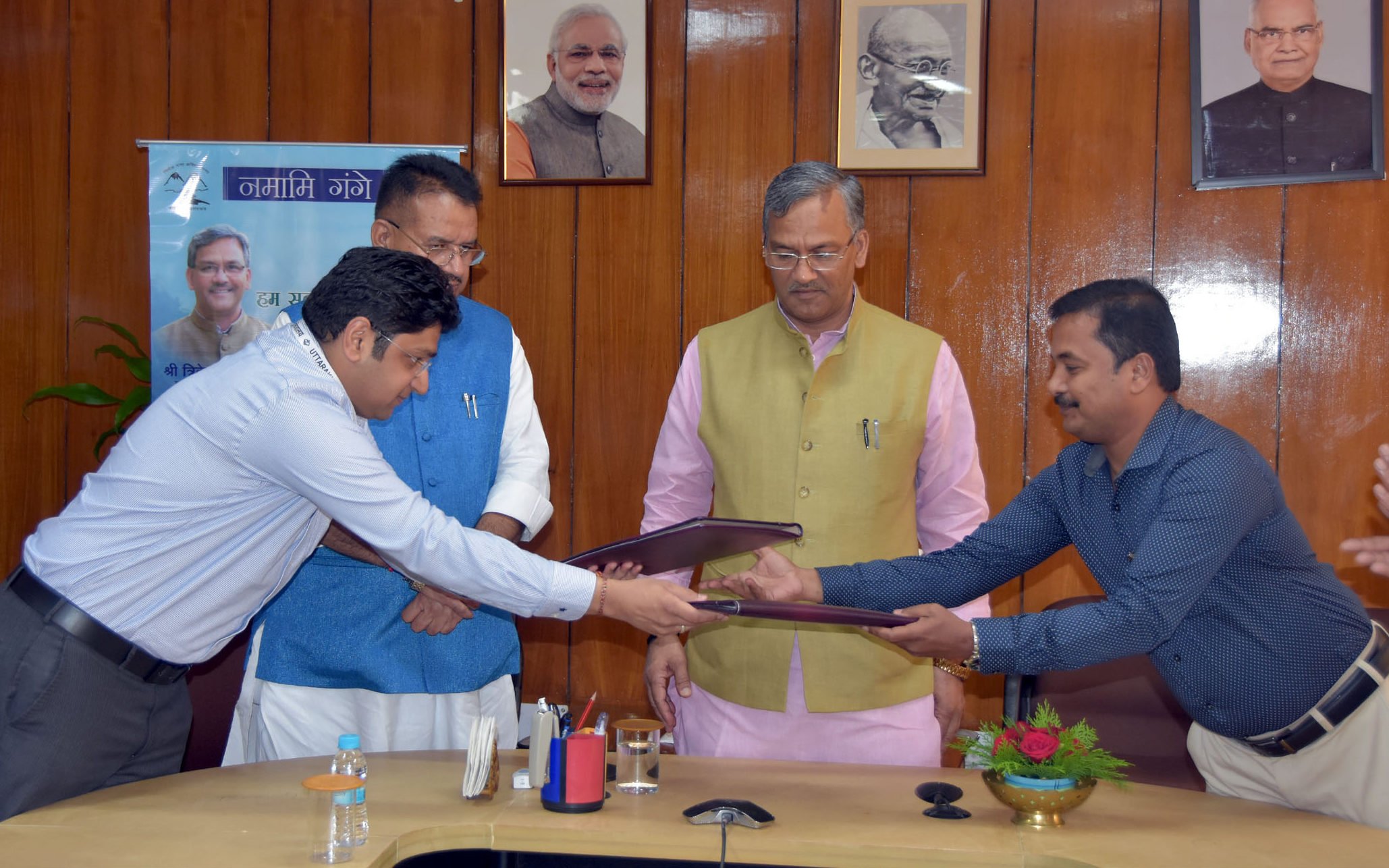 टिहरी को मुख्यमंत्री ने दी करोड़ों की सौगात… 3 Hello Uttarakhand News »