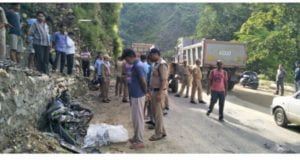 बेकाबू ट्रक ने दंपति को रौंदा, दर्दनाक मौत 1 Hello Uttarakhand News »