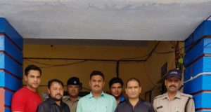 चमोली पुलिस को मिली एक और सफलता, अब तक 90 लाख रूपए की कीड़ा-जड़ी हो चुकी है बरामद 1 चमोली पुलिस को मिली एक और सफलता, अब तक 90 लाख रूपए की कीड़ा-जड़ी हो चुकी है बरामद 1 Hello Uttarakhand News »