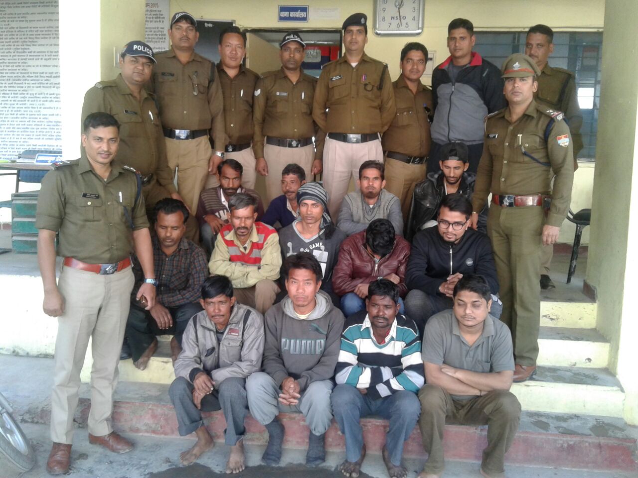 पुलिस ने 13 वारंट अभियुक्तों को धरा 5 Hello Uttarakhand News »