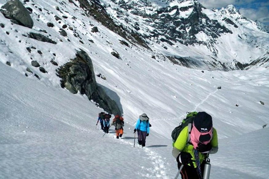 ट्रैकरों को बचाने के लिए आज फिर भरी उड़ान 1 Hello Uttarakhand News »