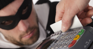 साइबर क्रमिनल का कहर जारी, नहीं थम रहा एटीएम क्लोनिंग का मामला 1 Hello Uttarakhand News »