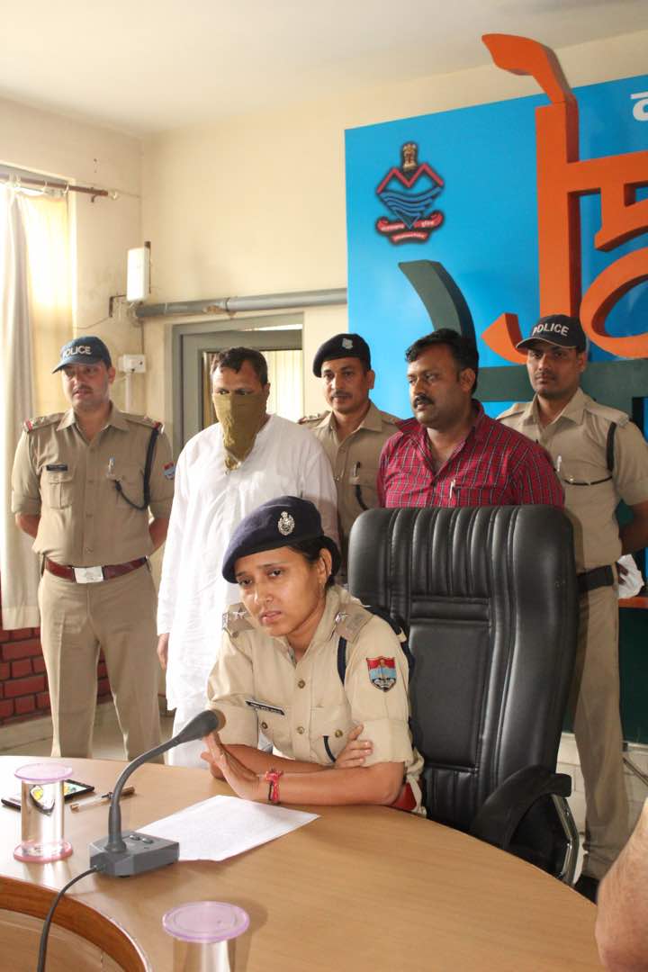 आर्थिक तंगी के कारण मार ड़ाली अपनी पत्नी और 16 साल की बेटी 1 Hello Uttarakhand News »