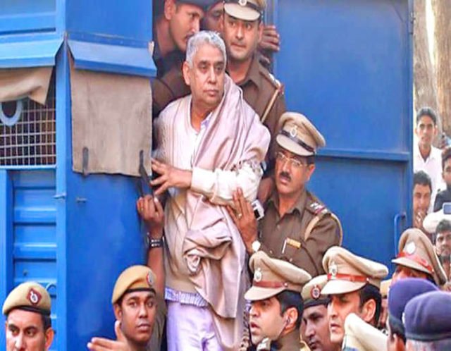 संत रामपाल को दो मामलों में मिली राहत लेकिन चलता रहेगा हत्या-देशद्रोह का केस 5 Hello Uttarakhand News »