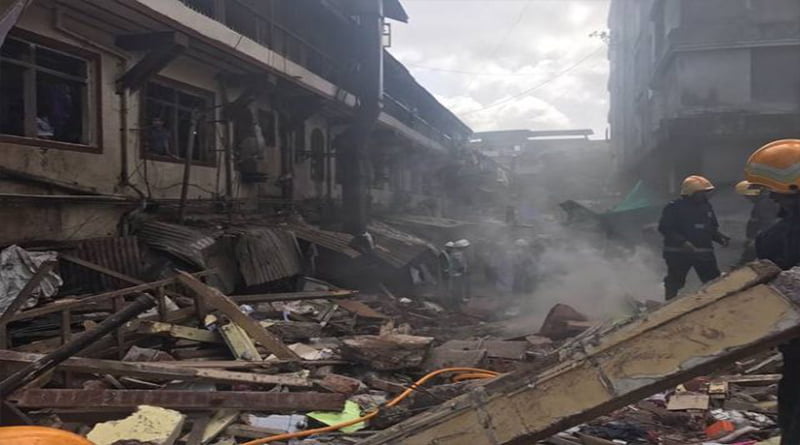 तीन मंजिला ईमारत ढही, 12 की मौत, कई मलबे में दबे… 1 तीन मंजिला ईमारत ढही, 12 की मौत, कई मलबे में दबे… 1 Hello Uttarakhand News »