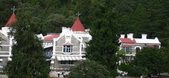 पार्किंग के हिसाब से ही बुक करें होटल: हाई कोर्ट 1 Hello Uttarakhand News »