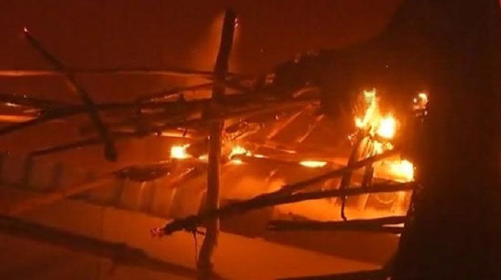 आग से जलकर राख हुआ मकान, बुलानी पड़ी सेना 1 Hello Uttarakhand News »