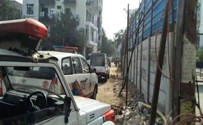 दिल्ली: दिनदहाड़े पुलिस और बदमाशों के बीच हुई मुठभेड़ 1 Hello Uttarakhand News »