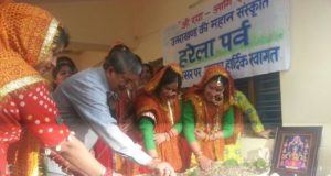 हरीश रावत के दो हथियार – धरना औऱ दावत बार बार………………… 5 Hello Uttarakhand News »