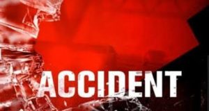 चकराता तहसील में यूटिलिटी हुई अनियंत्रित – दो की मौत 16 घायल… 1 चकराता तहसील में यूटिलिटी हुई अनियंत्रित – दो की मौत 16 घायल… 1 Hello Uttarakhand News »