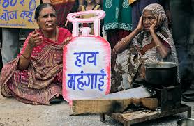 घरेलू गैस सिलेंडर पर महंगाई की आग! 4 Hello Uttarakhand News »