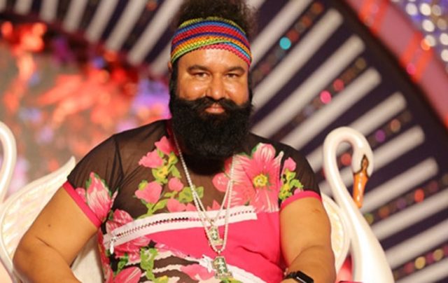 जानिए भारतवर्ष के ऐसे बाबाओं के बारे में जिन पर हैं बलात्कार के आरोप 2 Hello Uttarakhand News »