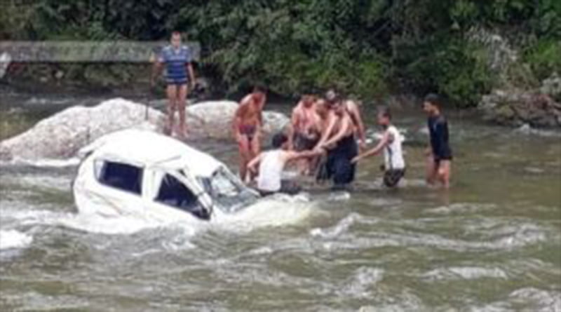 कार नदी में समाई, दो की मौत, तीन घायल… 1 Hello Uttarakhand News »