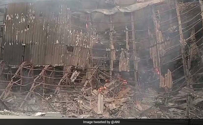 मशहूर आर0के स्टूडियो में लगी आग… 1 Hello Uttarakhand News »