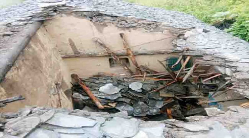भारी बारिश बनी मौत का कारण, मकान ध्वस्त, 1 की मौत, 2 घायल.. 1 Hello Uttarakhand News »
