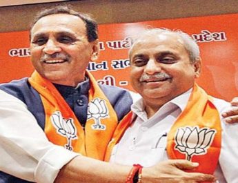 गुजरात में कोई फेरबदल नहीं, हिमाचल में हुआ जमकर हंगामा 3 Hello Uttarakhand News »