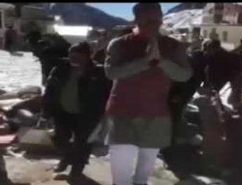 सीएम ने केदार मंदिर परिसर को 16 फीट बढ़ाने के दिए निर्देश 1 Hello Uttarakhand News »