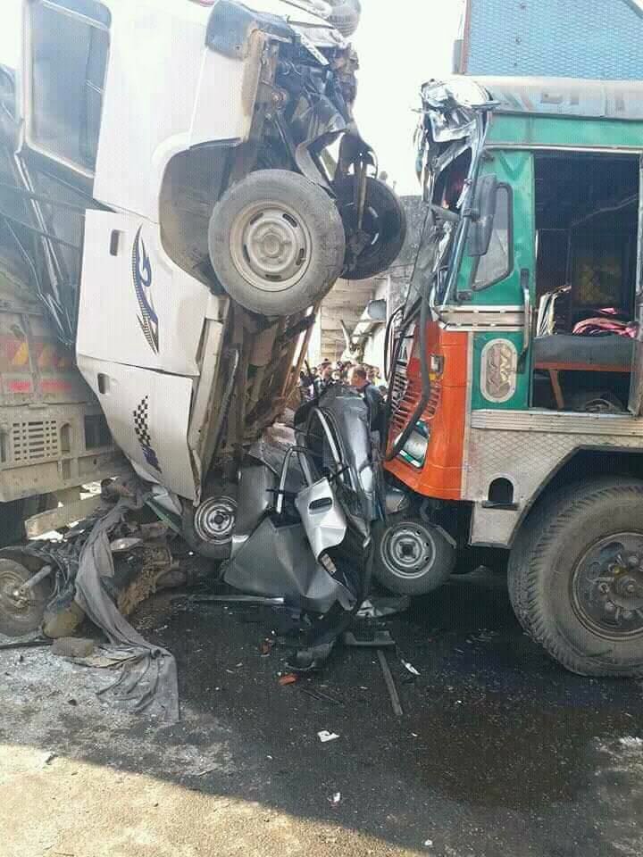 सड़क हादसे में दो की मौके पर मौत, पांच घायल 2 Hello Uttarakhand News »