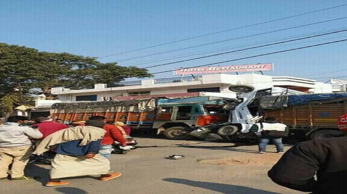 सड़क हादसे में दो की मौके पर मौत, पांच घायल 1 Hello Uttarakhand News »