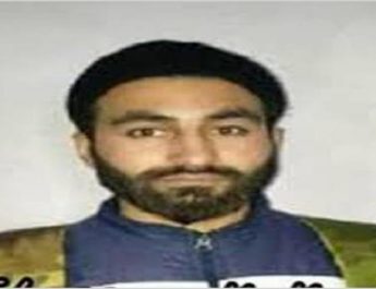 एके-47 के साथ पीएचडी छात्र का फोटो हो रहा है वायरल 3 Hello Uttarakhand News »