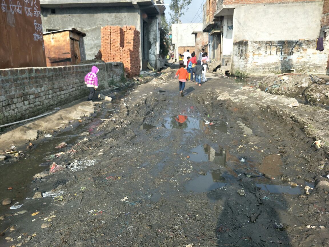 अंतरराष्ट्रीय ख्याति प्राप्त हॉकी खिलाडी वंदना कटारिया का गांव हुआ बदहाल 2 Hello Uttarakhand News »