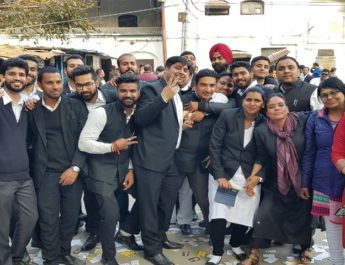 दून बार एसोसिएशन चुनाव में बंपर वोटिंग, रात तक आ सकते है परिणाम 3 Hello Uttarakhand News »