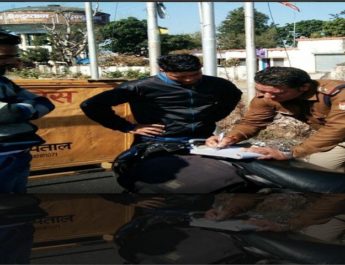 बड़े भाई ने काटा छोटे भाई का चालान 5 Hello Uttarakhand News »