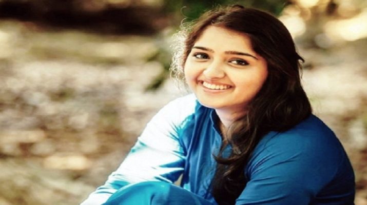 ट्रेन में छेड़छाड़ की शिकार अभिनेत्री बोली लोग सिर्फ फेसबुक पर निकालते है गुस्सा 1 Hello Uttarakhand News »