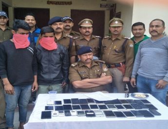 पुलिस ने शातिर मोबाइल चोरों को दबोचा 4 Hello Uttarakhand News »