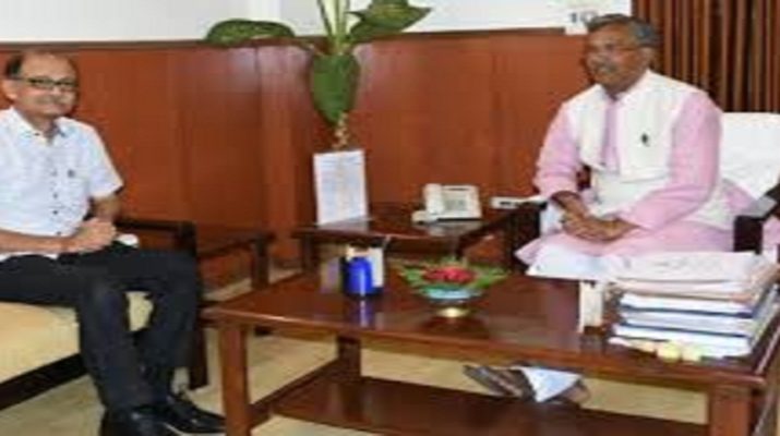 सरकारी कर्मचारियों, अधिकारियों की लंबित जांच पर सीएस सख्त 1 Hello Uttarakhand News »