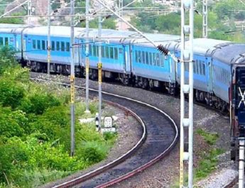 रेलवे यात्रियों को किराये में मिलेगी राहत, इस ट्रेन का कम होने जा रहा है किराया 4 Hello Uttarakhand News »