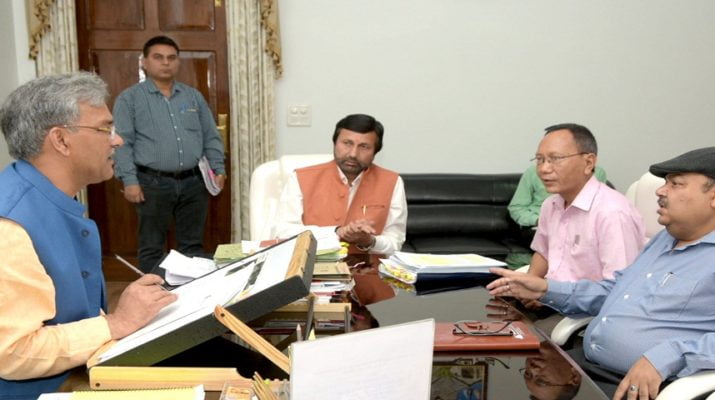 सीएम ने ली महात्मा गांधी की 150वीं वर्षगांठ मनाये जाने को लेकर गठित समिति की समीक्षा बैठक 1 Hello Uttarakhand News »
