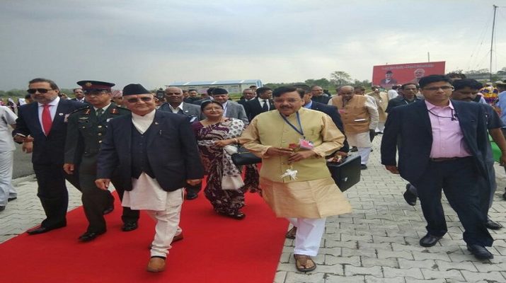 नेपाल के प्रधानमंत्री ने पंतनगर में रोपे पौधे 1 Hello Uttarakhand News &raquo;