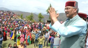 शहीद केसरी चन्द मेले में सीएम ने की शिरकत, कहा: केसरी और दुर्गामल के नाम पर शीघ्र योजनाएं करेंगे शुरू 2 Hello Uttarakhand News &raquo;