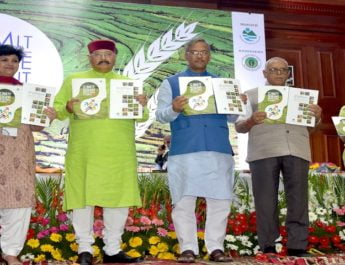 देहरादून के अपर तलाई एवं अल्मोड़ा के मलाड गाँव को श्रेष्ठ कार्य के लिए प्रथम पुरस्कार 5 Hello Uttarakhand News »