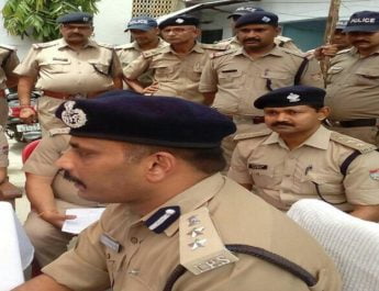 हरिद्वार में लुटेरों से पुलिस की मुठभेड़, सीआईयू प्रभारी को लगी गोली 4 Hello Uttarakhand News »