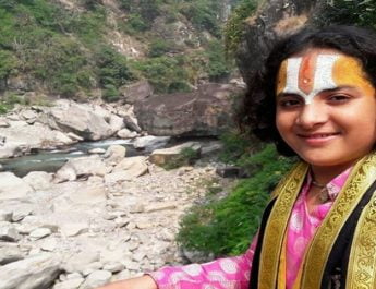 सबसे कम उम्र के कथा वाचक आयुष कृष्ण ने मुख्यमंत्री से की सड़क बनाने की मांग 3 Hello Uttarakhand News »