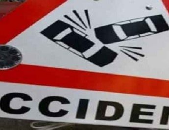 आपस में भिड़ी दो कारें, 12 लोग घायल, 3 की हालत नाजुक 2 Hello Uttarakhand News »