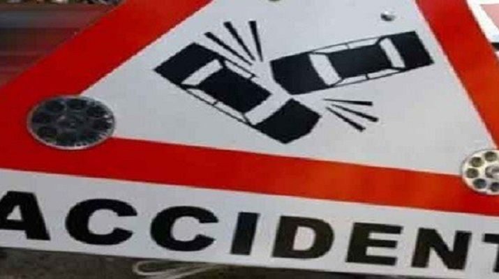 आपस में भिड़ी दो कारें, 12 लोग घायल, 3 की हालत नाजुक 1 Hello Uttarakhand News »