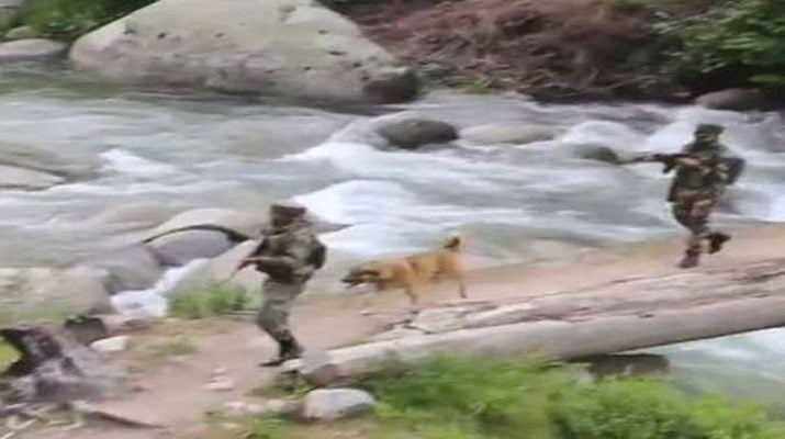 दो आतंकियों को मौत के घाट उतार देवभूमि का लाल हुआ शहीद 1 दो आतंकियों को मौत के घाट उतार देवभूमि का लाल हुआ शहीद 1 Hello Uttarakhand News »
