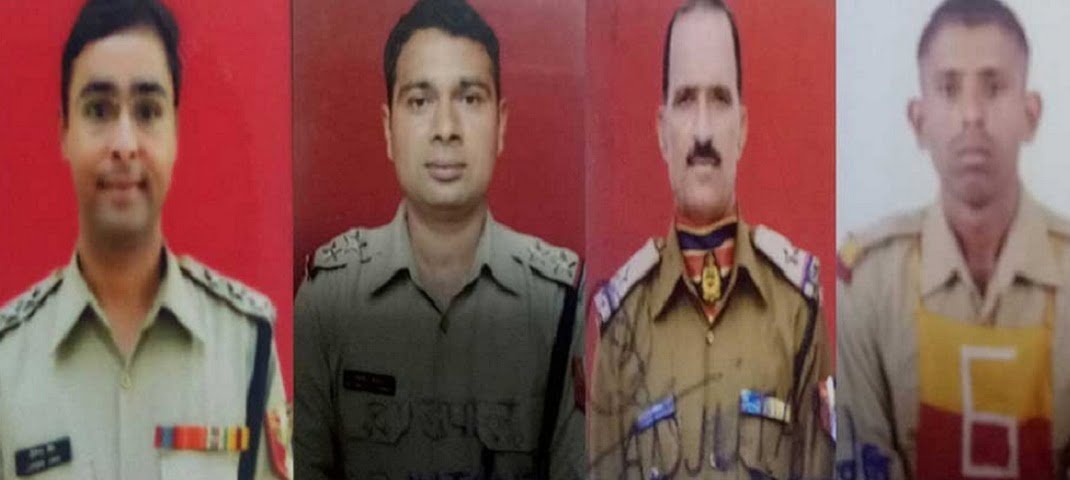 पाकिस्तान की तरफ से एक बार फिर सीजफायर का उल्लंघन, बीएसएफ के 4 जवान शहीद 2 Hello Uttarakhand News »