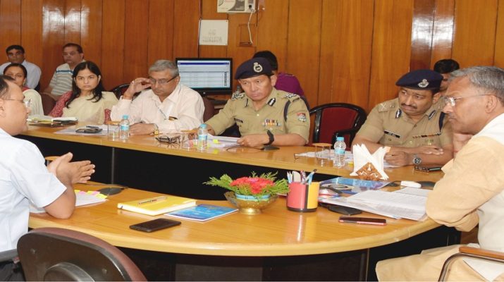 जल स्रोतों के पुनर्जीवीकरण के लिए बनाई जाए दीर्घकालीन योजना, सीएम ने दिए निर्देश 1 Hello Uttarakhand News »