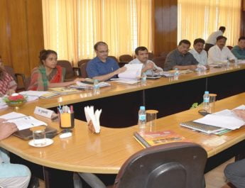 मार्केट की मांग के अनुसार हस्तशिल्प के उत्पाद तैयार करने की बनी योजना 3 Hello Uttarakhand News »