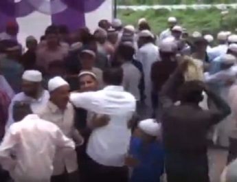 देश भर में ईद की धूम, अन्य धर्मों के लोगों ने भी दी ईद की बधाईयां 4 Hello Uttarakhand News »