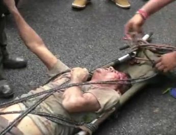 200 मीटर की खाई में गिरा सैलानी, नशे में होने की वजह से खोया संतुलन 4 Hello Uttarakhand News »